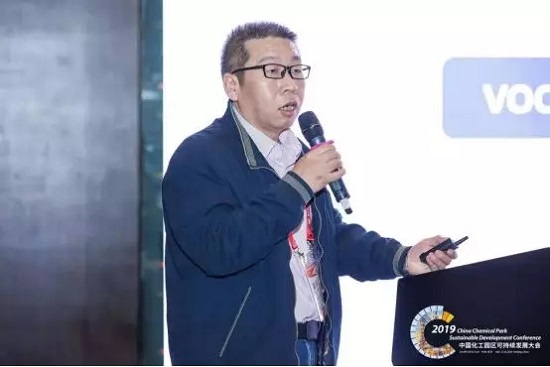 主播女神玲珑——亚洲国产av无码一区二区三区，璀璨星光下的网络魅力女王